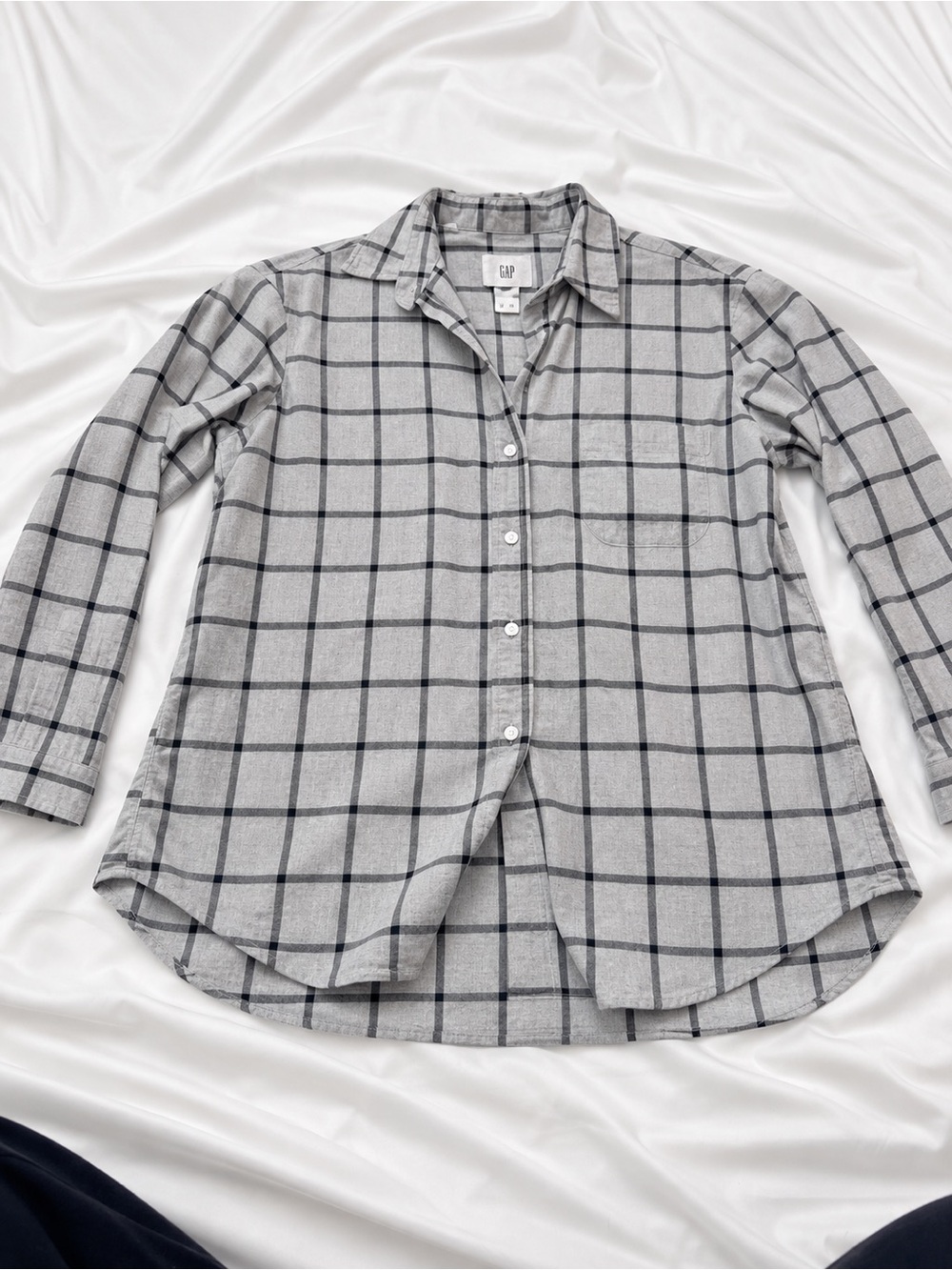 Grayson Threads Gray Plaid Button-Down Shirt